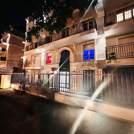 Les Residences De Djibril 勒布朗-梅尼尔 外观 照片